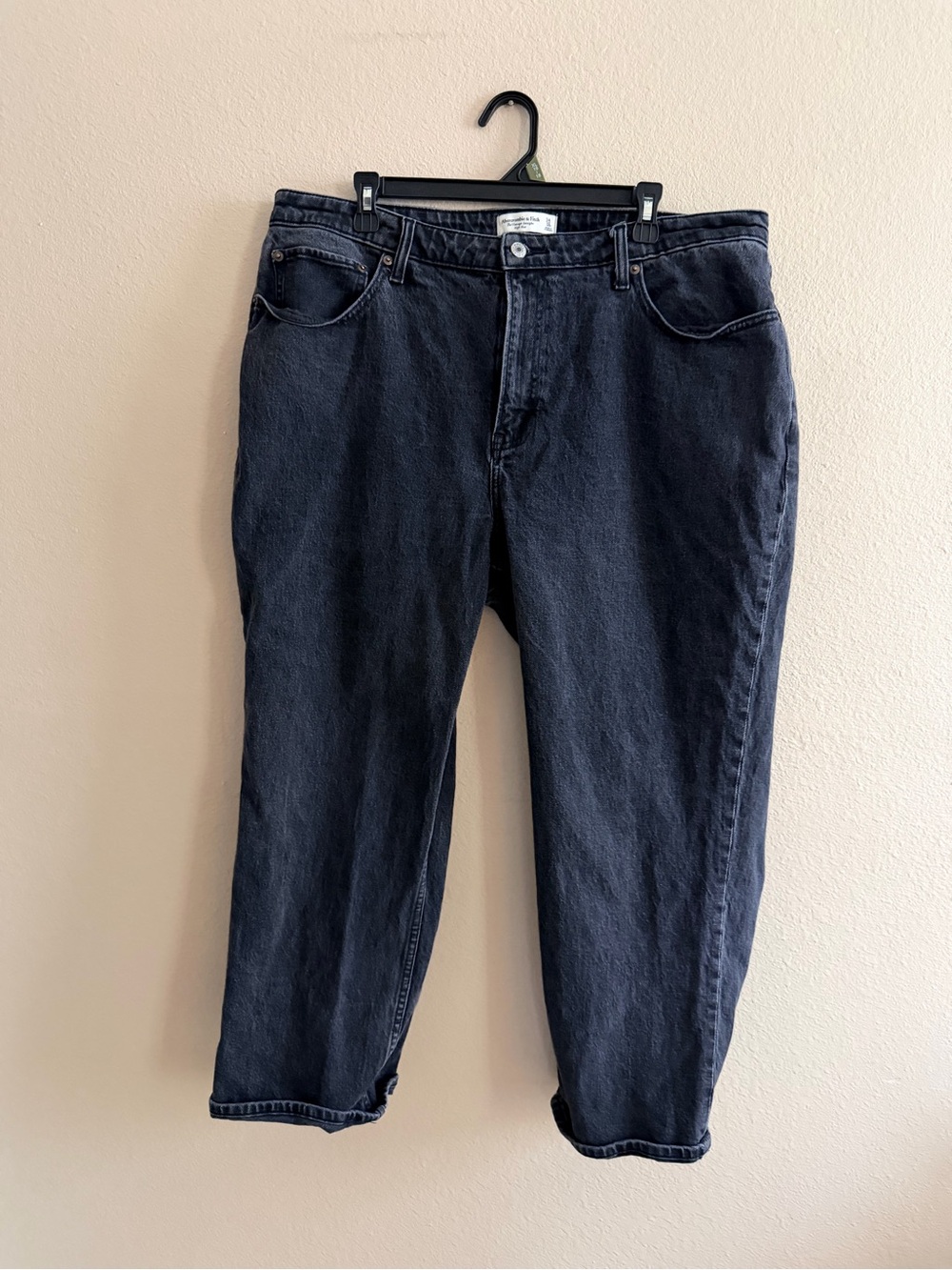 Abercrombie & Fitch Curve Love The Vintage Straight High Rise